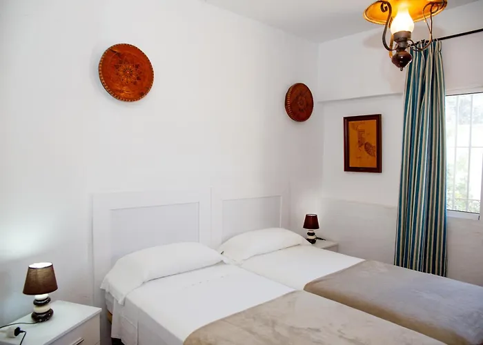 Con Piscina En Conil De La Frontera - Casa Oeste Cádiz